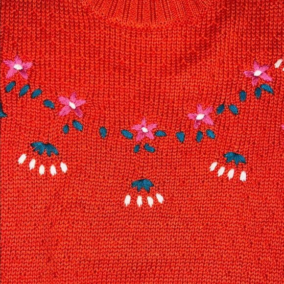 Lush Red Sweater with Floral Embroidery - Picture 2 of 4